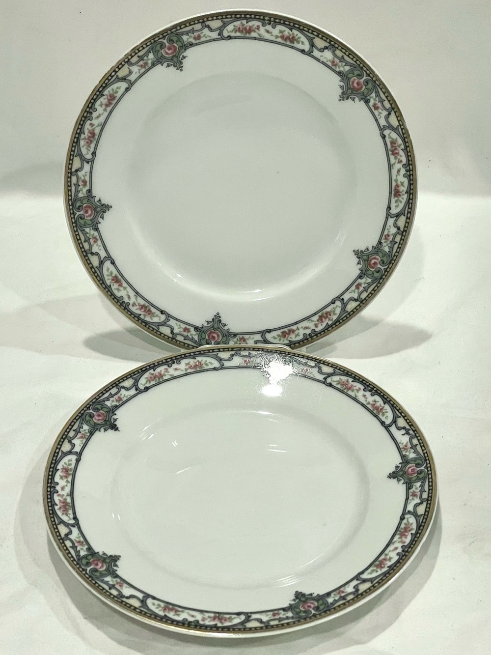 🥳BOGO! Pair (2) Theodore Haviland Limoges “Troy” Gold Rimmed Bread Plates |Chips